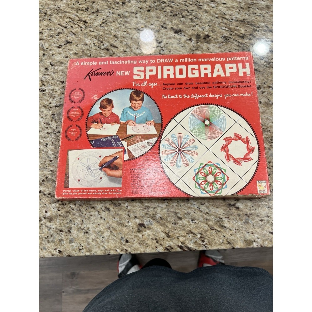 Vtg 1967 Kenner's New Spirograph Drawing Set Box Kit No. #401 Near Complete